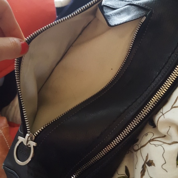 Purse - Picture 3 of 8